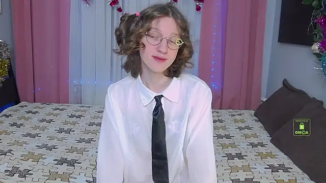 Snapshot of Masuzy chatting on December 20, 2025, 11:17 am Masuzy online show from December 20, 2025, 11:17 am