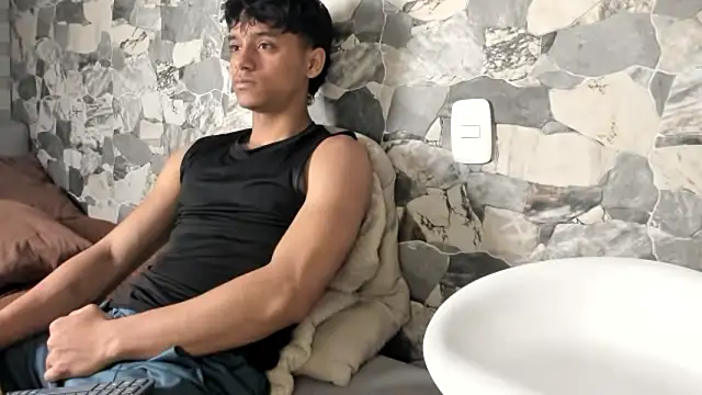 Snapshot of ZYZZ1312 chatting on February 7, 2026, 4:16 am ZYZZ1312 online show from February 7, 2026, 4:16 am