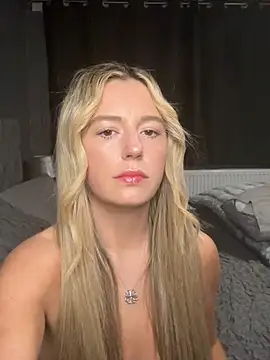 sammie-99 online show from March 5, 2026, 11:23 pm