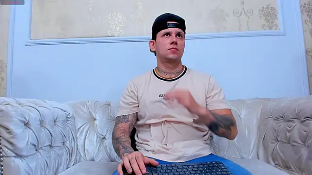 Scott Clark online show from November 23, 2025, 10:48 am