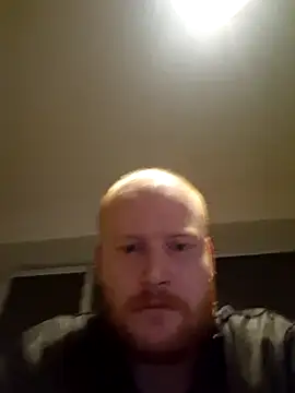 svenni2525 online show from November 20, 2025, 12:55 am