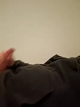 svenni2525 online show from December 20, 2025, 6:48 pm