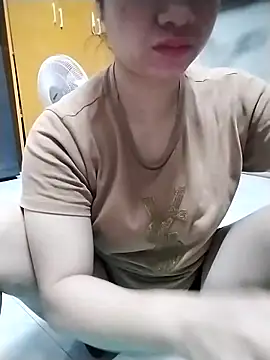 Snapshot of Mie_rose chatting on April 18, 2026, 1:31 am Mie rose online show from April 18, 2026, 1:31 am