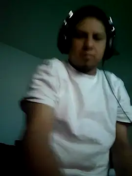 Snapshot of Caramelcumm0093 chatting on November 2, 2025, 1:41 am Caramelcumm0093 online show from November 2, 2025, 1:41 am