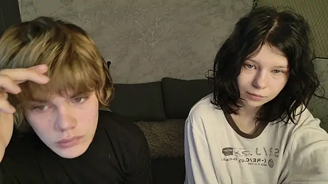 Bonnie And C1yde online show from April 1, 2026, 5:08 am