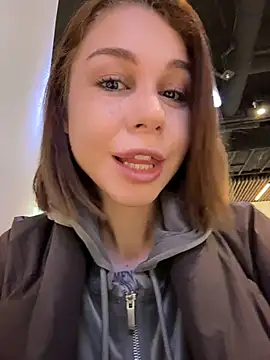 Snapshot of RosieSecret chatting on February 4, 2026, 8:09 am RosieSecret online show from February 4, 2026, 8:09 am