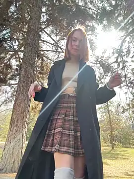 Snapshot of RosieSecret chatting on March 19, 2026, 8:07 am RosieSecret online show from March 19, 2026, 8:07 am