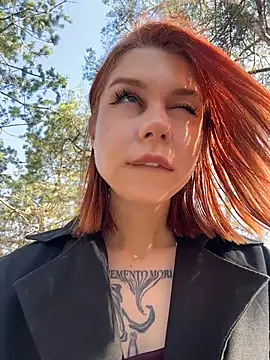 Snapshot of RosieSecret chatting on March 25, 2026, 10:10 am RosieSecret online show from March 25, 2026, 10:10 am