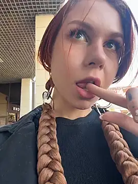 Snapshot of RosieSecret chatting on March 26, 2026, 8:09 am RosieSecret online show from March 26, 2026, 8:09 am