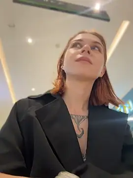 Snapshot of RosieSecret chatting on April 10, 2026, 8:08 am RosieSecret online show from April 10, 2026, 8:08 am