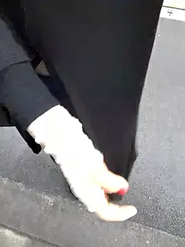 Snapshot of pink-mai chatting on February 23, 2026, 12:41 am pink-mai online show from February 23, 2026, 12:41 am