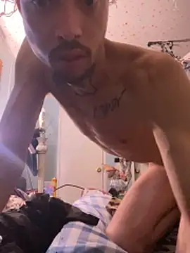 ColDreaMZz93 online show from April 3, 2026, 11:58 pm