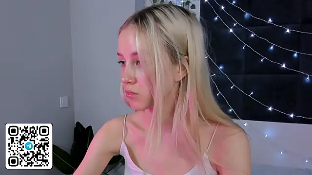 Anellyball online show from March 18, 2026, 9:12 am