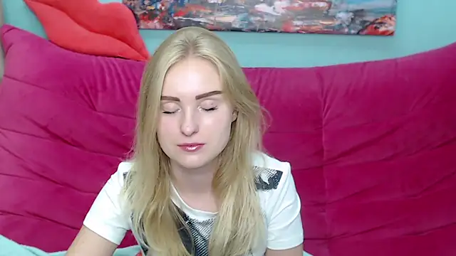 SofySofty online show from October 2, 2025, 4:41 am