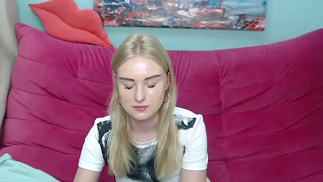 SofySofty online show from October 4, 2025, 4:49 pm