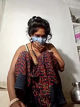 Kiran12xxx online show from October 18, 2025, 11:05 pm