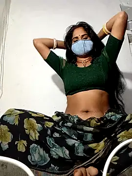 Kiran12xxx online show from October 20, 2025, 4:40 pm