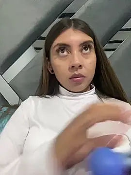 Sara-cooper2 online show from February 14, 2026, 2:41 am