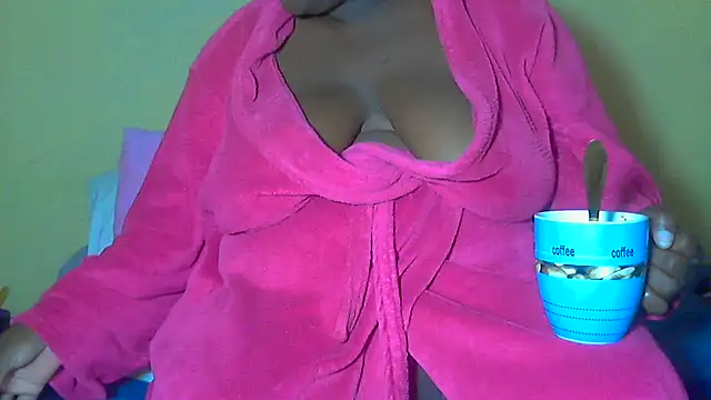 Snapshot of AnnabigpussyXO chatting on May 23, 2026, 8:29 am AnnabigpussyXO online show from May 23, 2026, 8:29 am