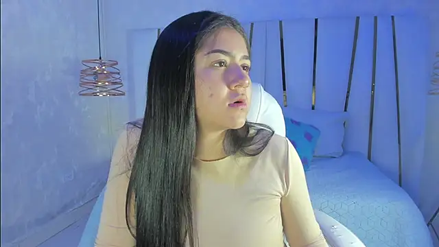 bonnie sm online show from October 31, 2025, 4:08 pm