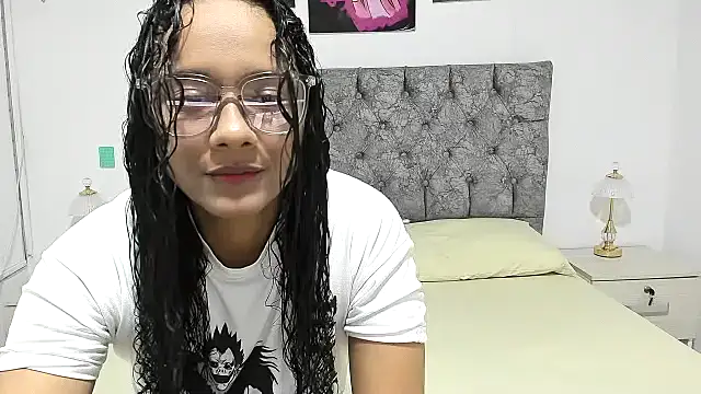 nay and aleja1 online show from April 27, 2026, 2:20 am