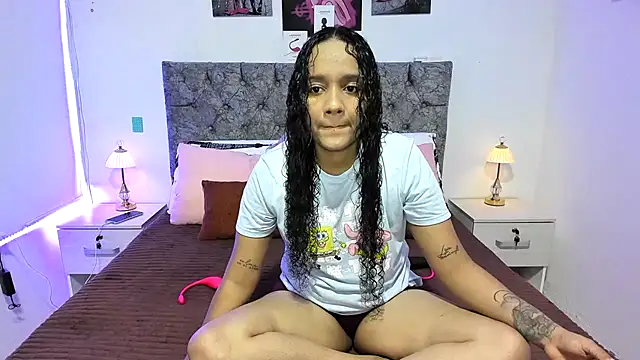 nay and aleja1 online show from June 16, 2026, 1:52 am