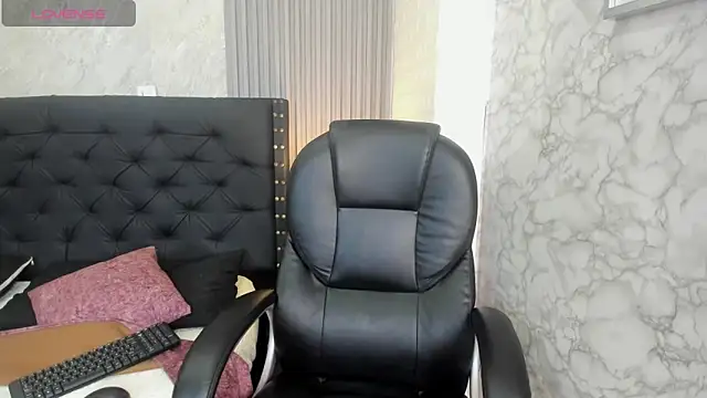Snapshot of alicy__torres chatting on May 12, 2026, 12:13 pm alicy torres online show from May 12, 2026, 12:13 pm