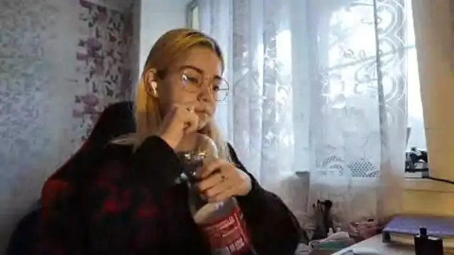 Witching Moon online show from November 19, 2025, 7:30 am