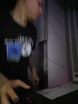 AlphaMasterXxx online show from November 16, 2025, 11:38 am