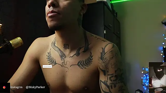 AlphaMasterXxx online show from December 22, 2025, 3:09 pm