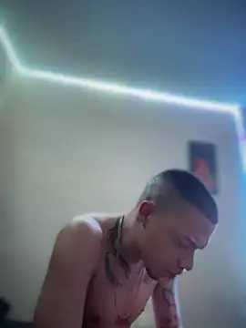 AlphaMasterXxx online show from March 1, 2026, 9:22 am