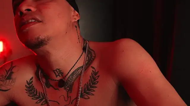 AlphaMasterXxx online show from April 4, 2026, 4:55 am