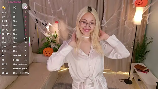 Snapshot of Marry_sharp chatting on November 1, 2025, 9:28 pm Marry sharp online show from November 1, 2025, 9:28 pm