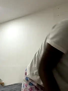 EmilyKisx online show from November 19, 2025, 10:04 am