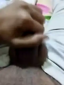 Snapshot of Sambox979 chatting on January 12, 2026, 9:42 pm Sambox979 online show from January 12, 2026, 9:42 pm