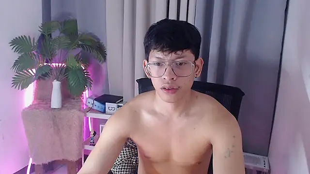 pinkcock froi2305 online show from December 22, 2025, 2:41 am