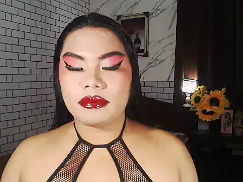 Snapshot of TSbrianaHugeCock chatting on October 3, 2025, 5:21 pm TSbrianaHugeCock online show from October 3, 2025, 5:21 pm