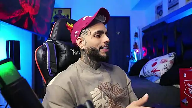 logan hugh8 online show from February 5, 2026, 9:14 am