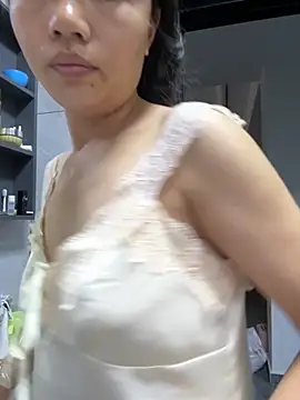 coco-o online show from September 19, 2025, 10:54 pm