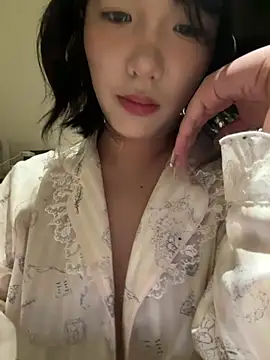 luluya1314 online show from April 12, 2026, 3:33 am