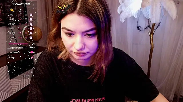 Dark Moni online show from November 5, 2025, 2:44 am