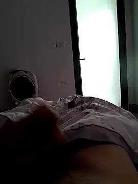 Snapshot of quoc85 chatting on October 24, 2025, 4:53 am quoc85 online show from October 24, 2025, 4:53 am