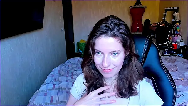 Snapshot of Agata_in_Wonderland chatting on October 3, 2025, 8:55 am Agata in Wonderland online show from October 3, 2025, 8:55 am