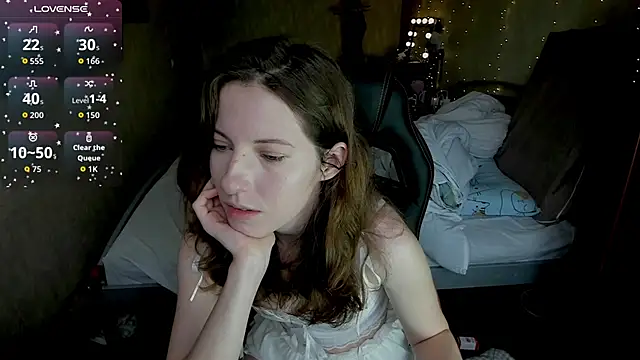 Agata in Wonderland online show from November 13, 2025, 10:25 am