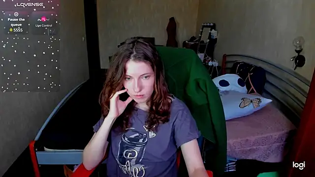 Agata in Wonderland online show from December 20, 2025, 9:49 am