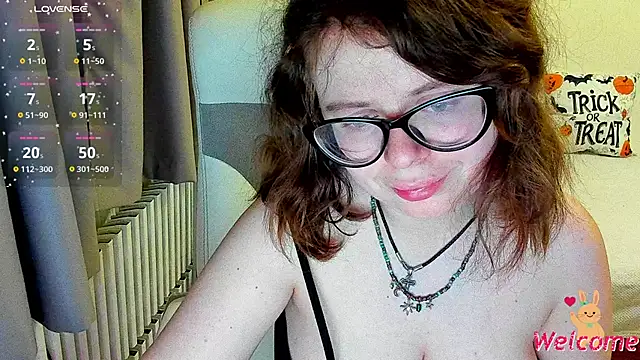 MilisaSweet777 online show from October 20, 2025, 7:03 pm