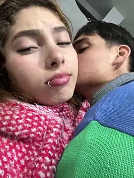 Snapshot of Samantha_2190 chatting on November 9, 2025, 4:22 am Samantha 2190 online show from November 9, 2025, 4:22 am