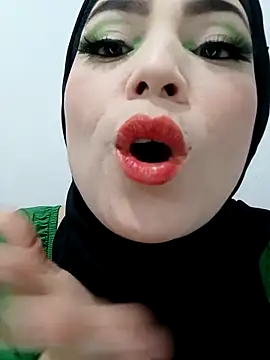 jamila zair online show from March 17, 2026, 1:14 pm