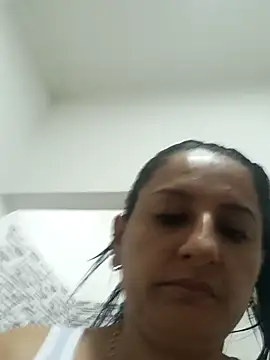 Snapshot of Titiss8921 chatting on September 19, 2025, 11:55 am Titiss8921 online show from September 19, 2025, 11:55 am