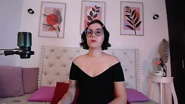 Snapshot of barbyehot chatting on November 7, 2025, 10:54 pm barbyehot online show from November 7, 2025, 10:54 pm